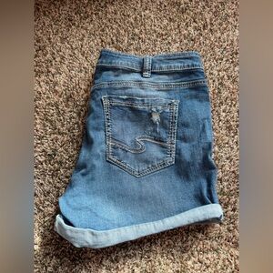 Women’s Silver Jeans Sam Blue Denim Shorts